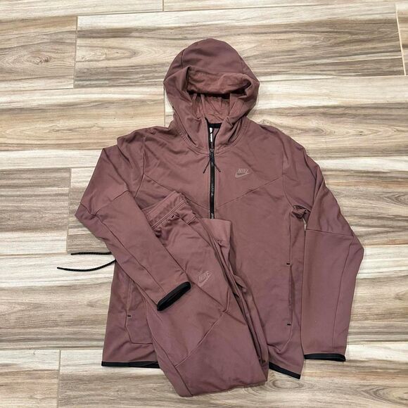 Nike Tech Fleece Lightweight Men's Brown and Pink Hoodie and Jogger Set - Picture 1 of 6